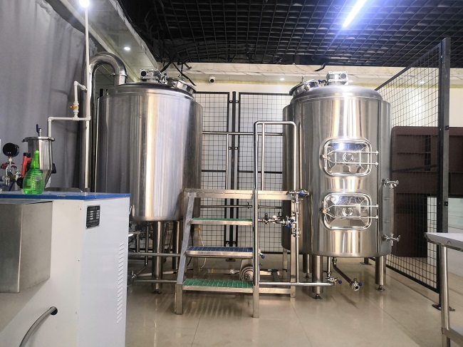 三器兩體啤酒糖化系統(tǒng) 三器兩體啤酒糖化系統(tǒng)